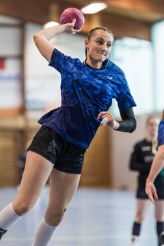 Bild 198 - F HSG Kremperheide/Muensterdorf - ATSV Stockelsdorf 2 : Ergebnis: 47:32